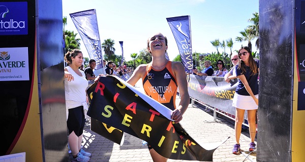 arrivo-vincitrice-tappa-e-series-cristina-ventura